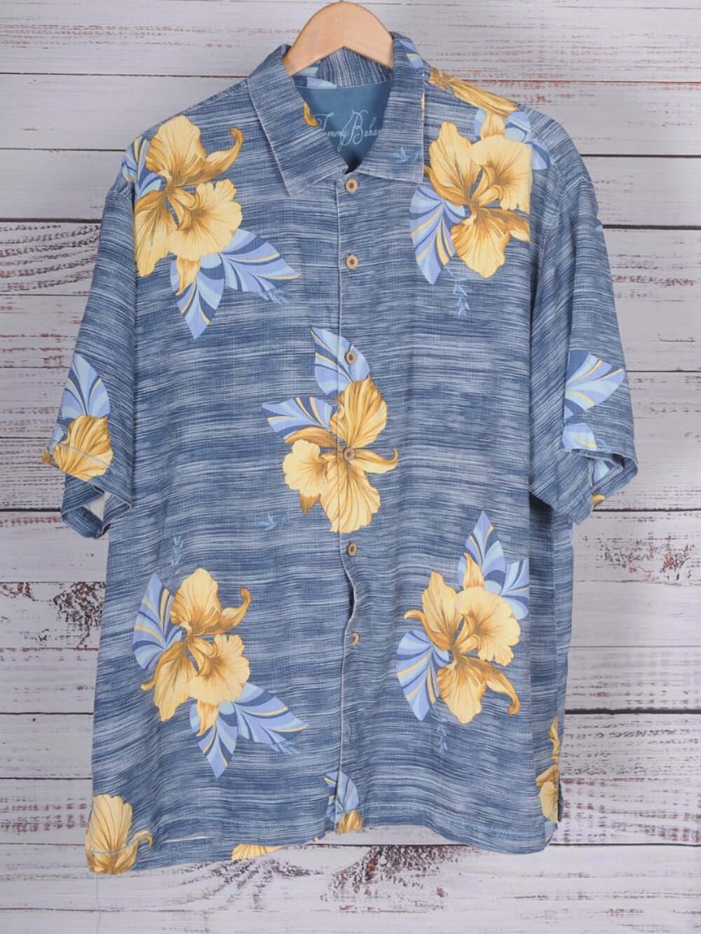 Tommy Bahamas Resortwear Hawaiian Print Natural Fiber Silk Camp Shirt Size XL